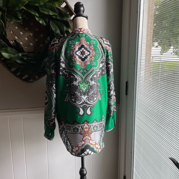 Chico’s - Picture 4 of 8